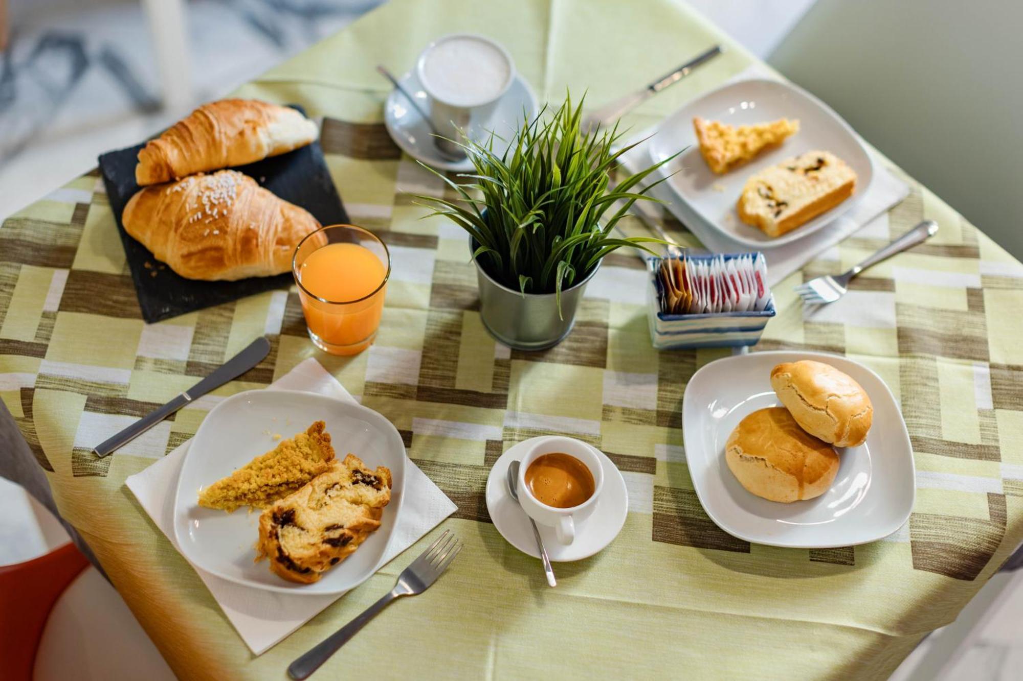 Bed and Breakfast Colori E Note Neapel Exterior foto