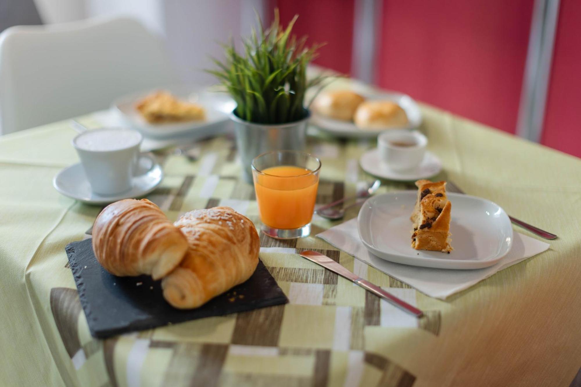 Bed and Breakfast Colori E Note Neapel Exterior foto